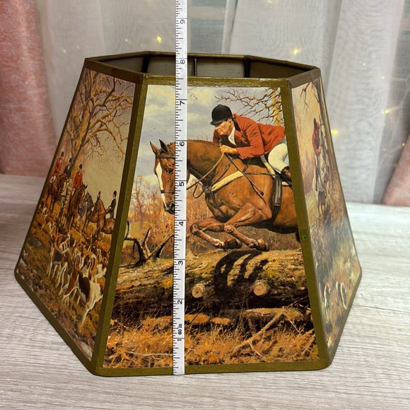 Vintage Fox Hunting Themed Decorative Lamp Shade - Picture 16 of 16